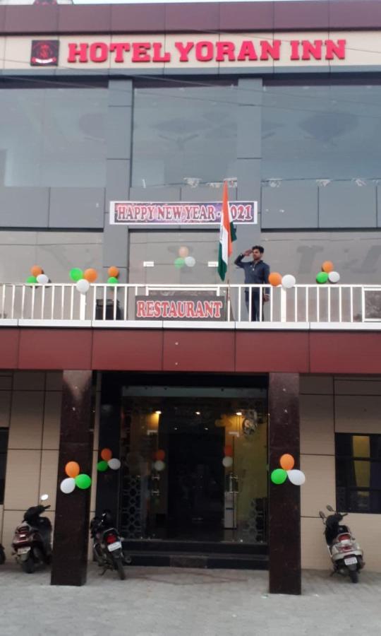 Hotel Yoran Inn & Restaurant By Wb Inn Sadabad Kültér fotó